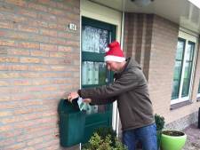 Zo’n 250 vrijwilligers willen jouw kerstpost bezorgen bij je familie en vrienden: ‘Júist nu is het belangrijk’