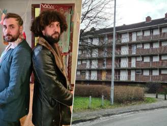 “Dat imago van ‘Klein Chicago’ hebben we afgeschud”: ‘Undercover’-acteurs en jongeren nemen met kunstexpo afscheid van stukje Sledderlo