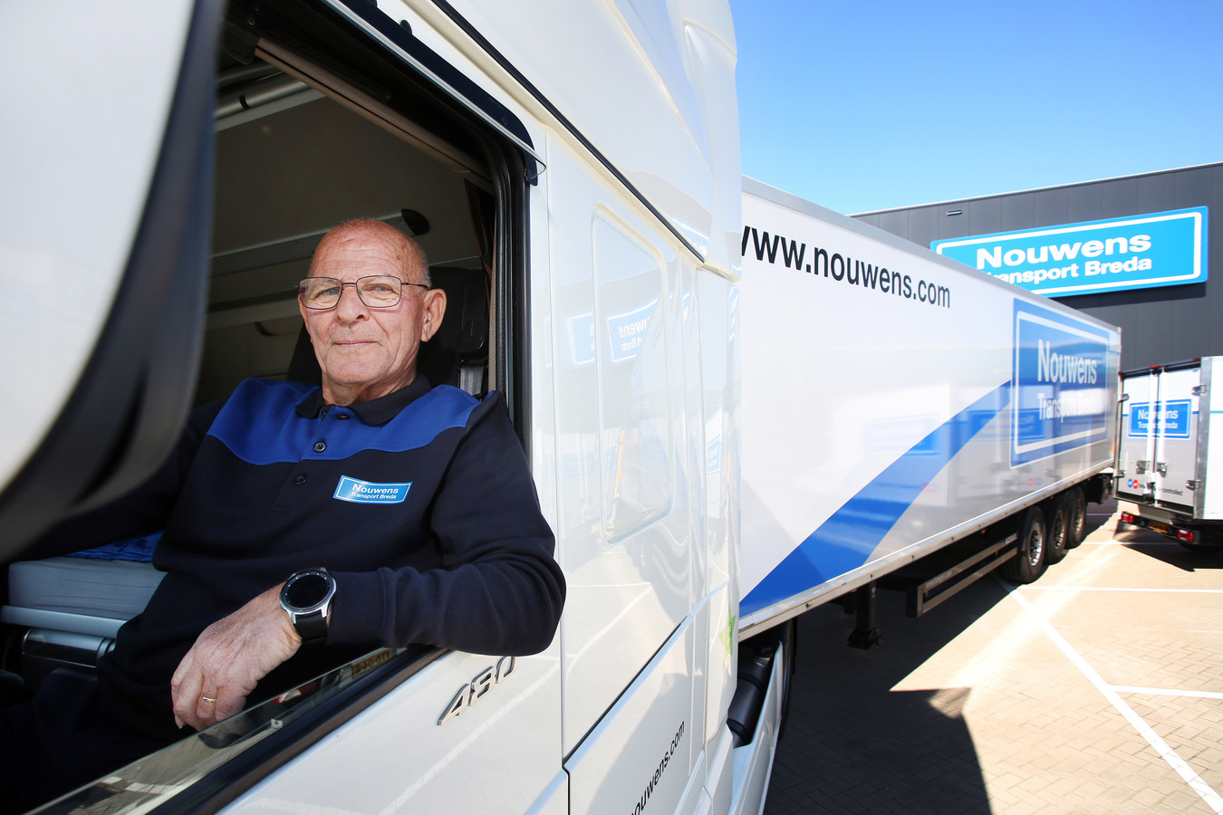 Bredase Vrachtwagenchauffeur Ed 75 Juist Blij Met Nulurencontract 