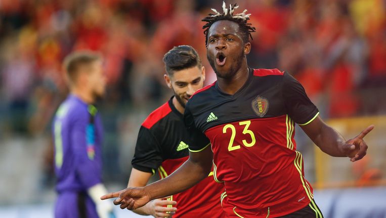 Batshuayi bracht de Rode Duivels op 1-0. Beeld BELGA