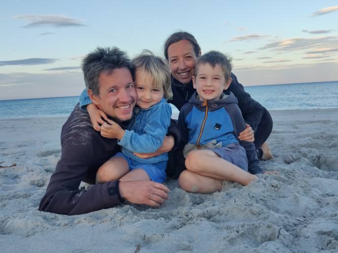 Hoezo corona? Mechels gezin met kleuters op roadtrip door Europa: “Ella en Oscar leren rekenen met dennenappels of schelpjes”