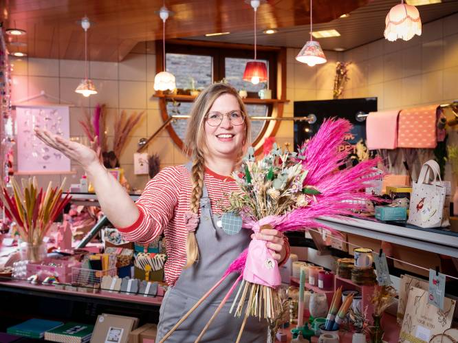 Sille (36) moet 4.500 euro omzet draaien om in hoofdberoep verder te gaan: “Een minimumbedrag, want ik wil niet elke maand op mijn tandvlees zitten”