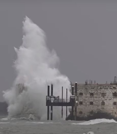 L’impressionnante vidéo du fort Boyard frappé de plein fouet par une tempête

