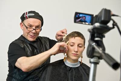 50 miljoen mensen keken naar de YouTube-filmpjes van deze kapper