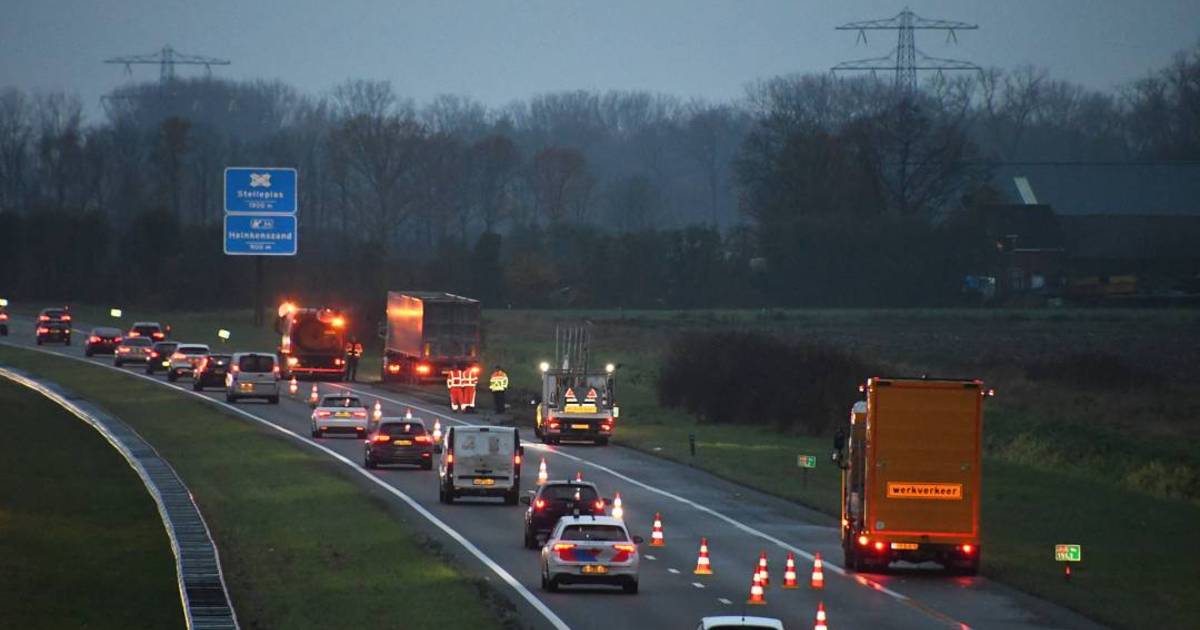 File op A58 door ongeluk met vrachtwagen bij Heinkenszand.