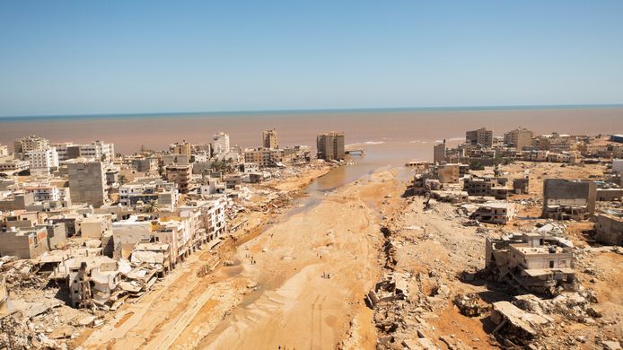 Luchtbeeld van de destructie na de overstromingen in Derna.