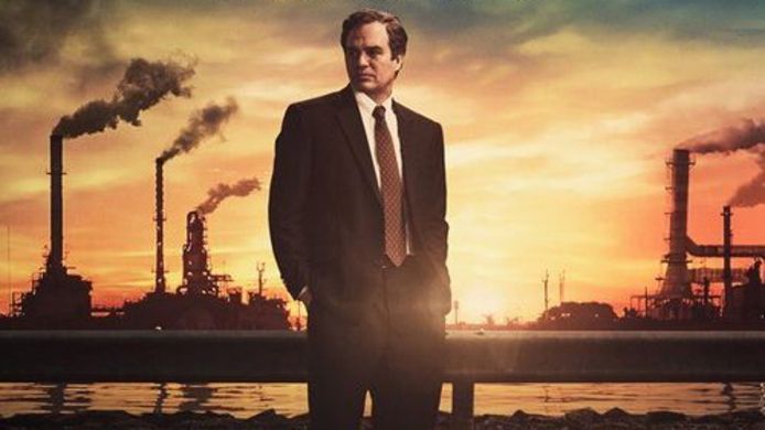 Het affiche van de film Dark Waters