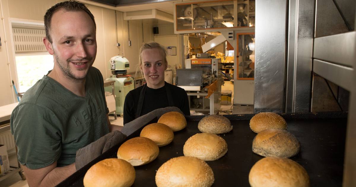 Binnen kijken in molen Radewijk taboe, maar stichting en bakkers zijn gastvrij