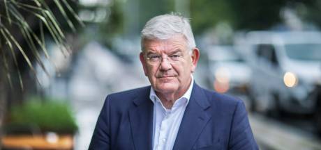 Na een ‘rampzalige’ eerste week wist burgemeester Van Zanen het direct: in Den Haag moet je altijd op je hoede zijn