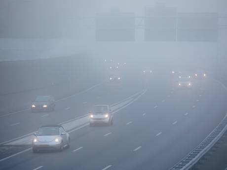 Nog code geel door dichte mist, vliegverkeer Eindhoven Airport ontregeld