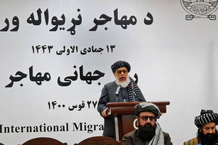 Sher Mohammad Abbas Stanekzai wil Afghanistan economisch zelfvoorzienend maken door export naar buitenland te stimuleren.
