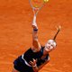 Kiki Bertens overleeft eerste ronde, maar moet nog wennen aan favorietenrol in Parijs