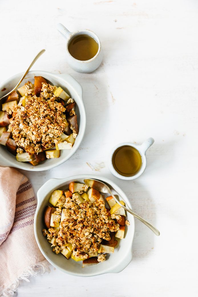 Appel-perencrumble met kaneel van Sandra Bekkari.