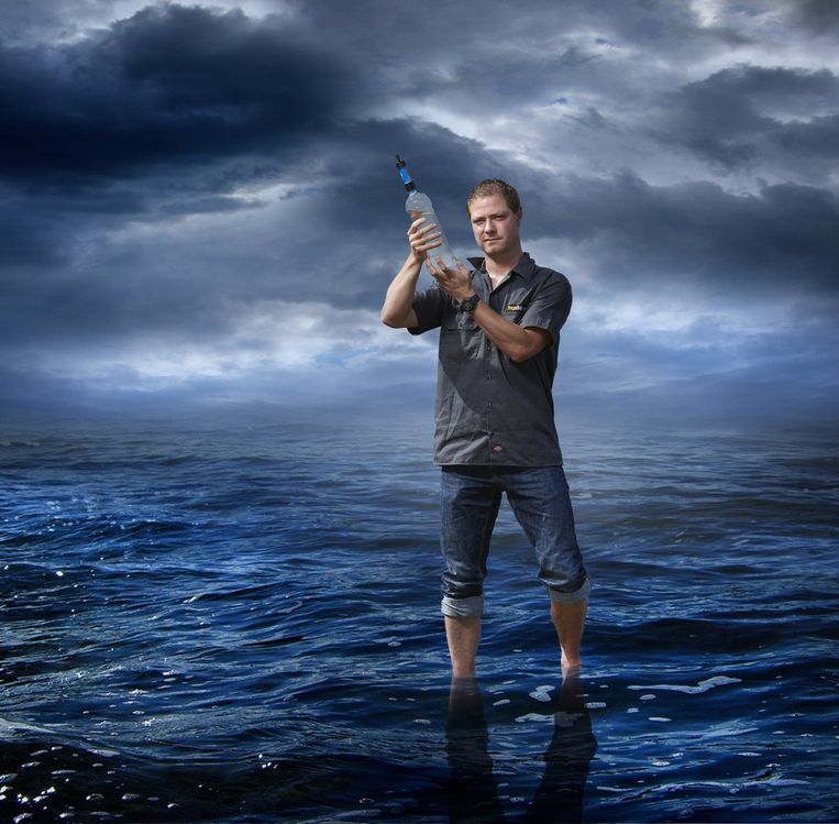 Jeroen Klaassen: 'Wat heb je aan een schadeverzekering als het gebied rondom onder water staat?' Beeld Mark Kohn