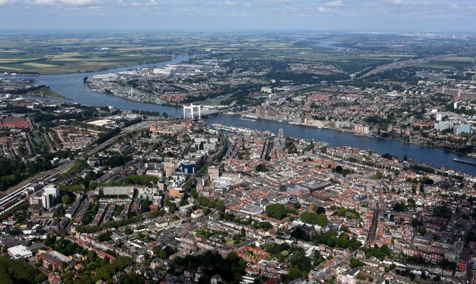 De Armste Miljonairs Wonen In Zwijndrecht De Rijkste In Hardinxveld Dordrecht Ad Nl