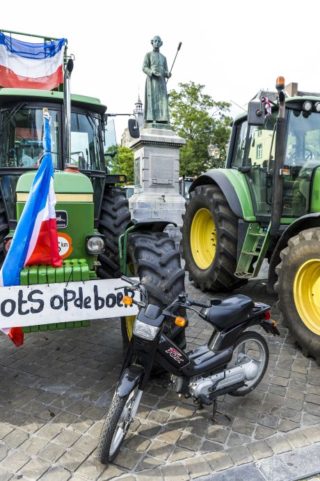 Agractie roept op tot nieuwe boerenprotesten op drukke plekken