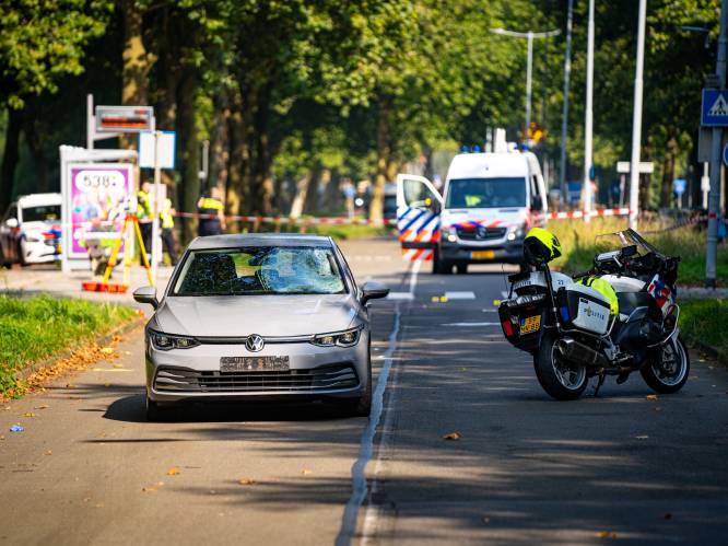Voetganger zwaargewond na aanrijding op John Mottweg in Rotterdam