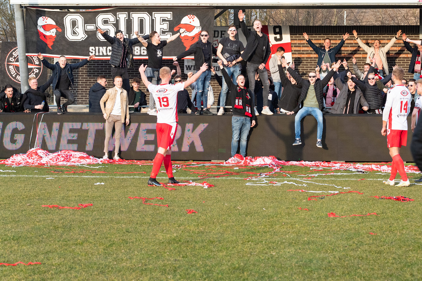 Kozakken Boys vindt met zege op HHC Hardenberg de weg omhoog; invallers maken het verschil