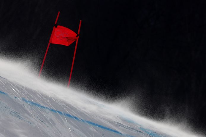 De wind waait over het parcours van de afdaling in het Jeongseon Alpine Centre.
