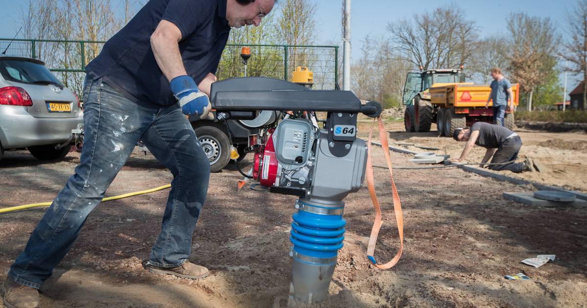 Lierderholthuis legt zelf multifunctioneel veld aan: bewegen is hier ontmoeten