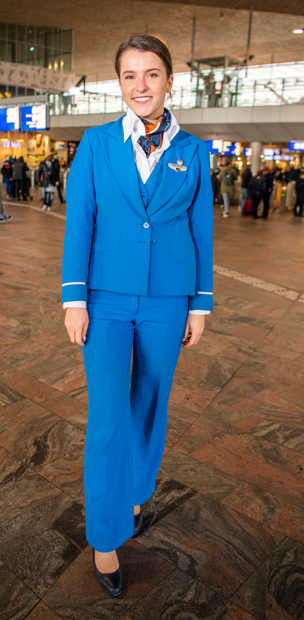 Vrijgevigheid Verwarren roze klm kleding Franje Reclame