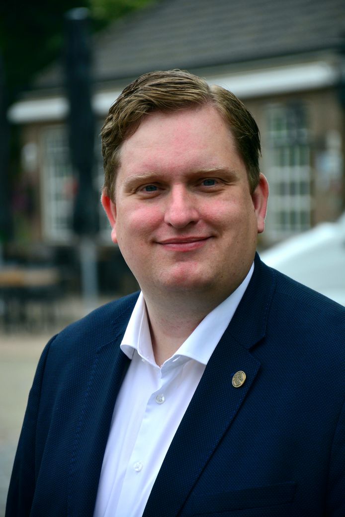 David Vermorken als lijsttrekker van de VVD voor de gemeenteraadsverkiezingen van 2022.