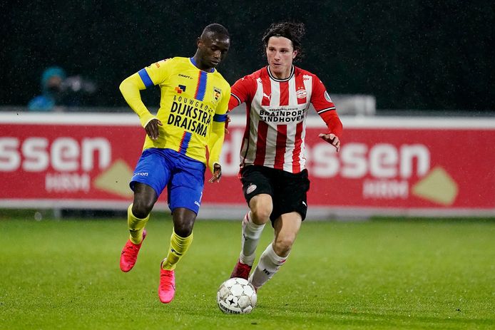 Kallon Voorkomt Puntenverlies Cambuur Op Bezoek Bij Jong Psv Nederlands Voetbal Ad Nl