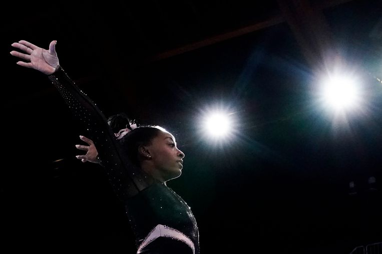 Op de vrouwensportzender komt er ook een documentaire over de Amerikaanse turnster Simone Biles. Beeld AP