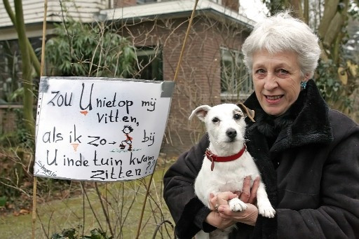 kloon Afhankelijk neem medicijnen Protest tegen hondenpoep in Lochem | Foto | destentor.nl