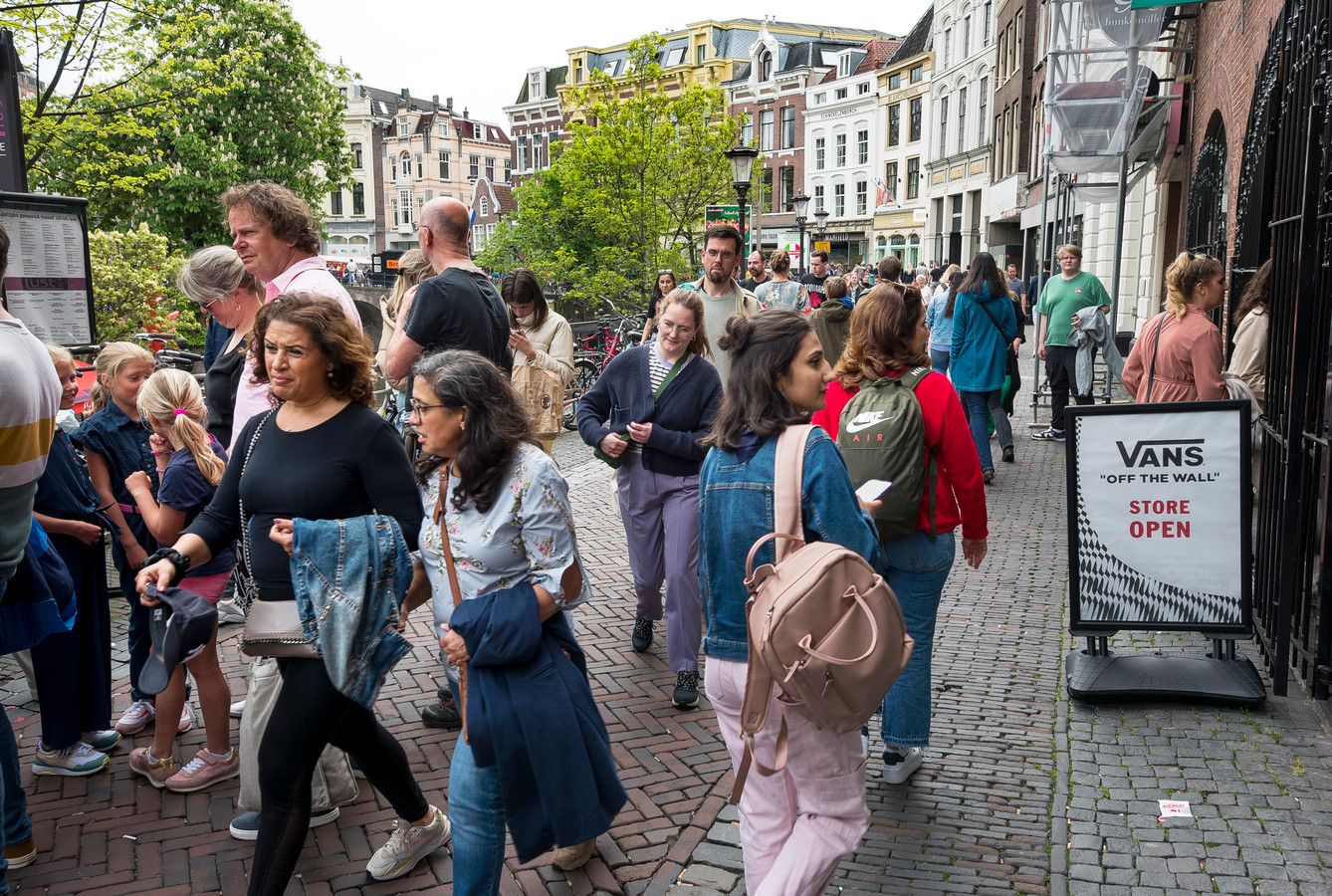 Nu weten we niet beter, maar ‘pas’ sinds 10 jaar zijn winkels open op zondag dit heeft het