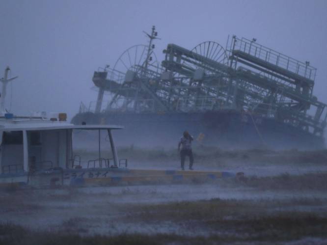 Al meer dan 50 gewonden door taifoen Trami in Japan