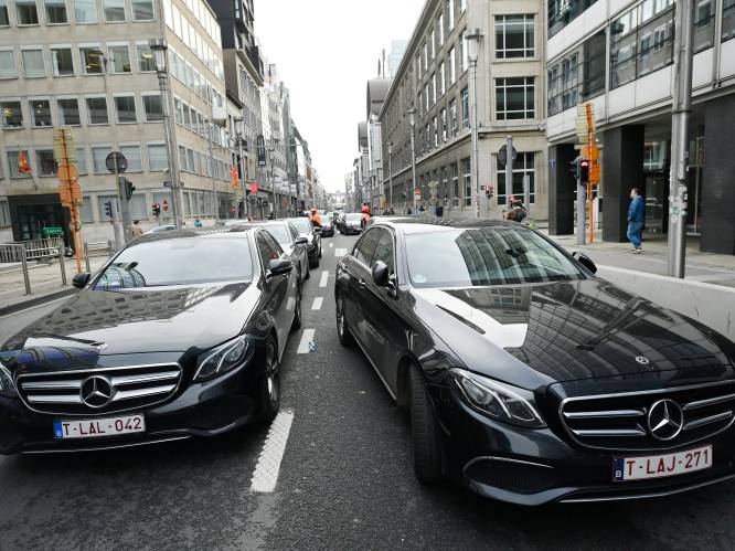 Brusselse regering vindt nooduitweg voor Uber-chauffeurs