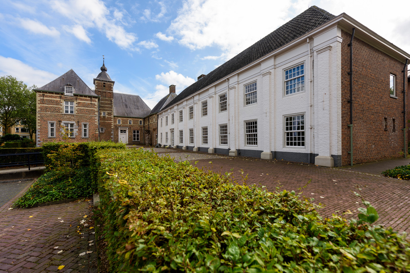 SintOedenrode is eensgezind gemeentehuis hoort in SintOedenrode, en