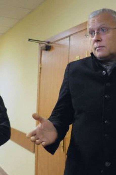 Un milliardaire russe jugé pour une bagarre lors d'une émission TV