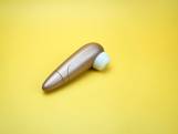 De Satisfyer is hét seksspeeltje voor vrouwen van dit moment: ‘Als ik lui ben, pak ik hem erbij’