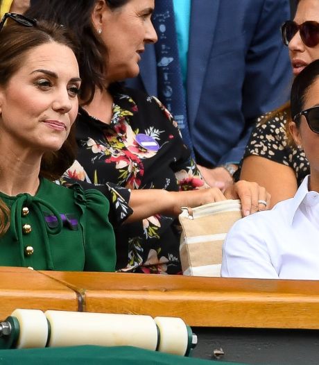 Kate Middleton copie Meghan Markle et s’offre une paire de sneakers ultra-tendance