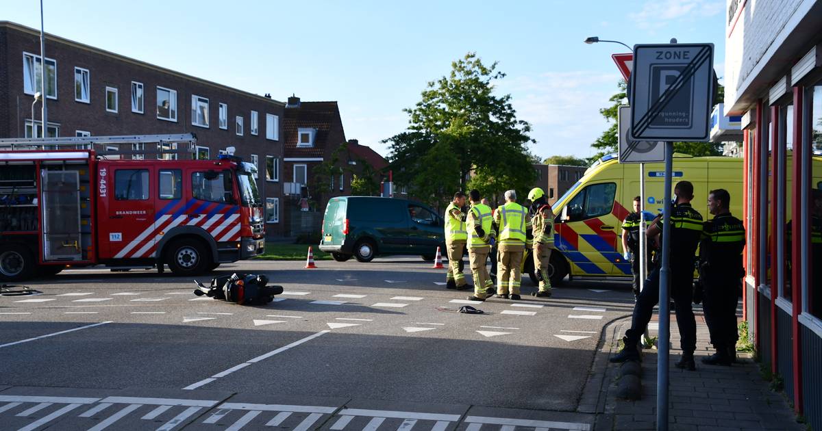 Scooters botsen op elkaar in Vlissingen; 26jarige bestuurder gewond