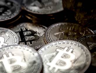 Bitcoin zakt naar laagste niveau sinds mei