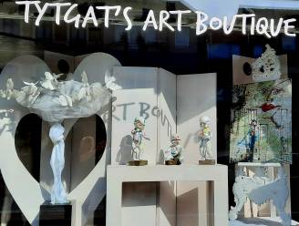 Greet maakt kunst van poppen: te bewonderen bij Tytgat’s Art Boutique