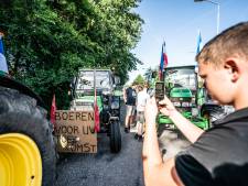 Boerenactie bij papierfabriek Parenco beëindigd: vrachtwagens kunnen terrein weer op en af