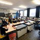 ‘Als er budget  is om Junior Planckaert aan een lief te helpen, dan ook voor een deftige reportage over het leven van een leerkracht'
