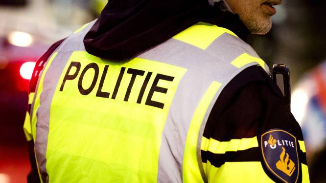 Wegpiraat (23) krijgt taakstraf en rijontzegging na wilde achtervolging in Arnhem