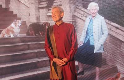 Actor Ian McKellen on bizarre encounter with the Queen: “Elizabeth was rude to me”