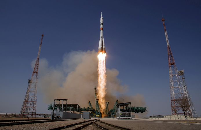 De drie ruimtevaarders werden op 9 april vorig jaar met een Soyoez MS-18 naar het internationaal ruimtestation (ISS) gevlogen vanop een lanceerbasis in Kazakhstan.