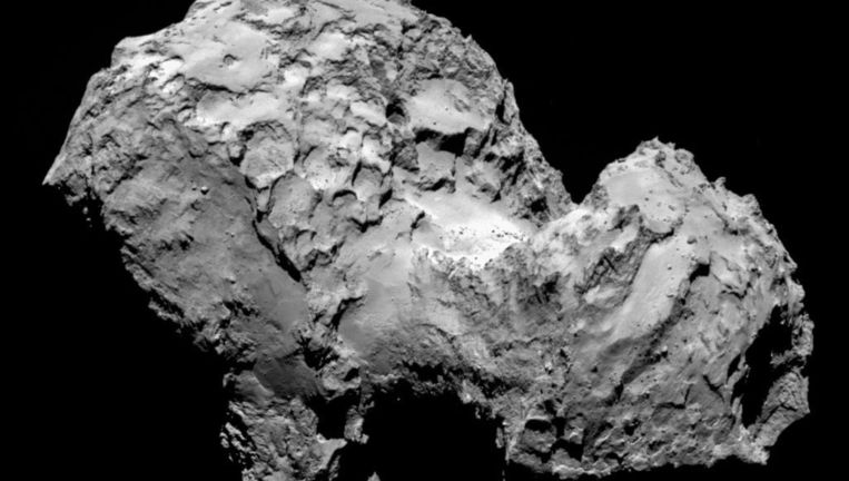 De komeet 67P/Churyumov-Gerasimenko gefotografeerd in augustus 2014 door Rosetta, het moederschip van Philae. Beeld EPA