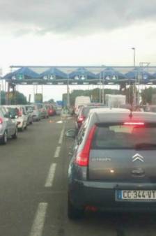 Une conductrice fantôme belge et trois jeunes meurent dans un choc violent sur une autoroute française