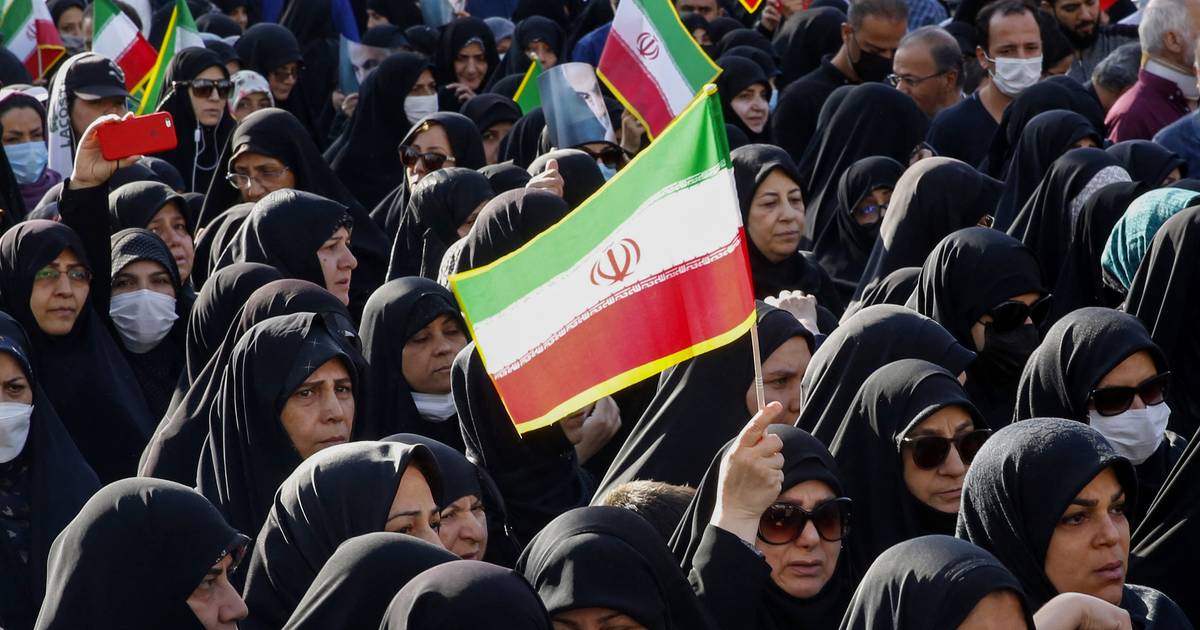 Nederlandse Iraniërs over protesten: ‘Dit gaat iedereen aan, zowel ...