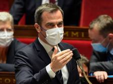 Jongeren hebben toch geen gezondheidspas nodig bij vakantie in Frankrijk