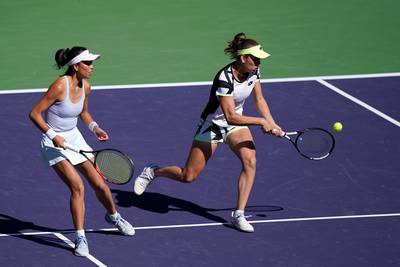 Elise Mertens en dubbelpartner Hsieh Su-Wei schrijven het prestigieuze toernooi van Indian Wells op hun naam