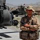 Defensie schuift Apache-vlieger  naar voren als nieuwe nationale held